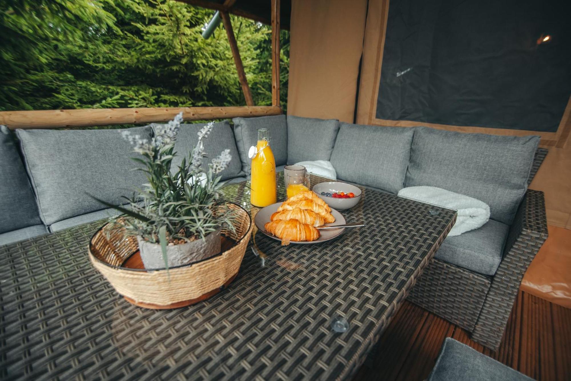Cosy Forest Luxury tent Penrhos (Gwent)